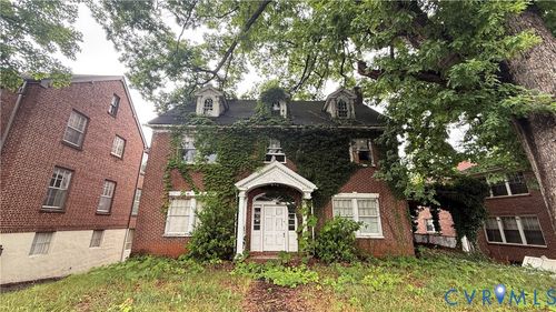 413 E Church St, Martinsville, VA, 24112-2910 | Card Image