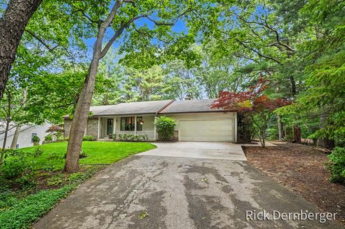 2185 Eagle Blvd, Holland, MI, 49424-2287 | Card Image
