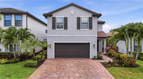 7195 Wilton Dr, NAPLES, FL, 34109 | Card Image
