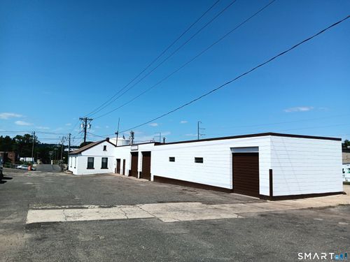 112 Porter St, Waterbury, CT, 06708-3824 | Card Image