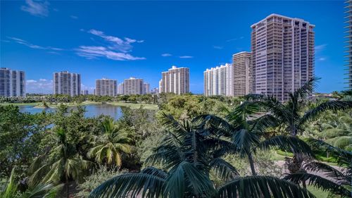512-20000 E Country Club Dr, Aventura, FL, 33180-3007 | Card Image