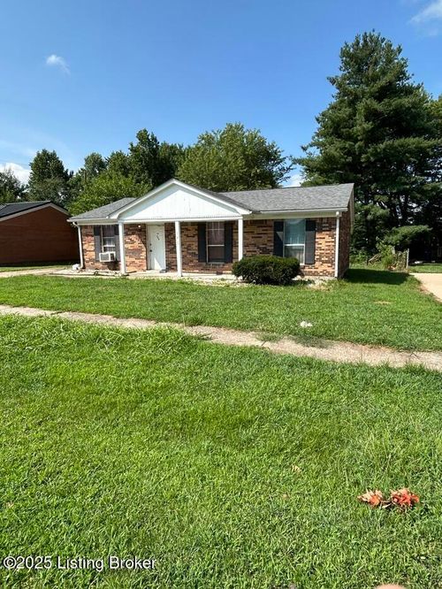140 Airview Dr, Elizabethtown, KY, 42701-8618 | Card Image