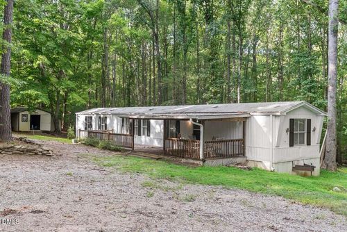 122 Nature Ln, Henderson, NC, 27537-4613 | Card Image