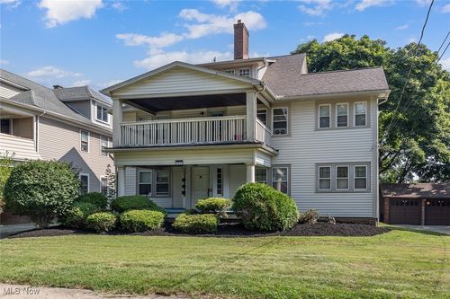 3527 West Blvd, Cleveland, OH, 44111-3889 | Card Image