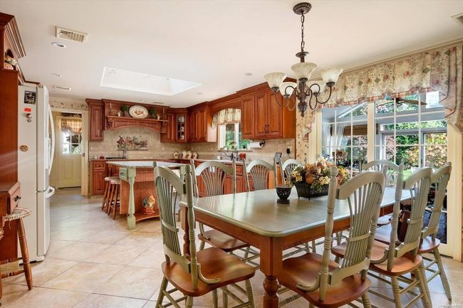 16 Coptor Ct, House other with 4 bedrooms, 3 bathrooms and null parking in Huntington NY | Image 6