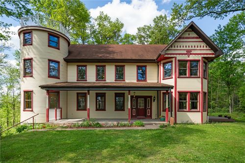 111 Pine Haven Dr, Fenelton, PA, 16034-9503 | Card Image