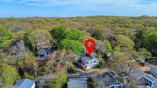 31 Beach Hill Dr, Baiting Hollow, NY, 11933-1263 | Card Image