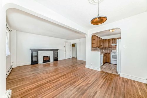 5-1125 17 Ave Sw, Calgary, AB, T2T0B5 | Card Image