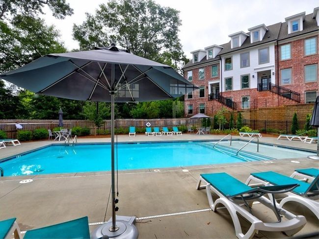 155 Devore Rd, Condo with 2 bedrooms, 1 bathrooms and 1 parking in Alpharetta GA | Image 49