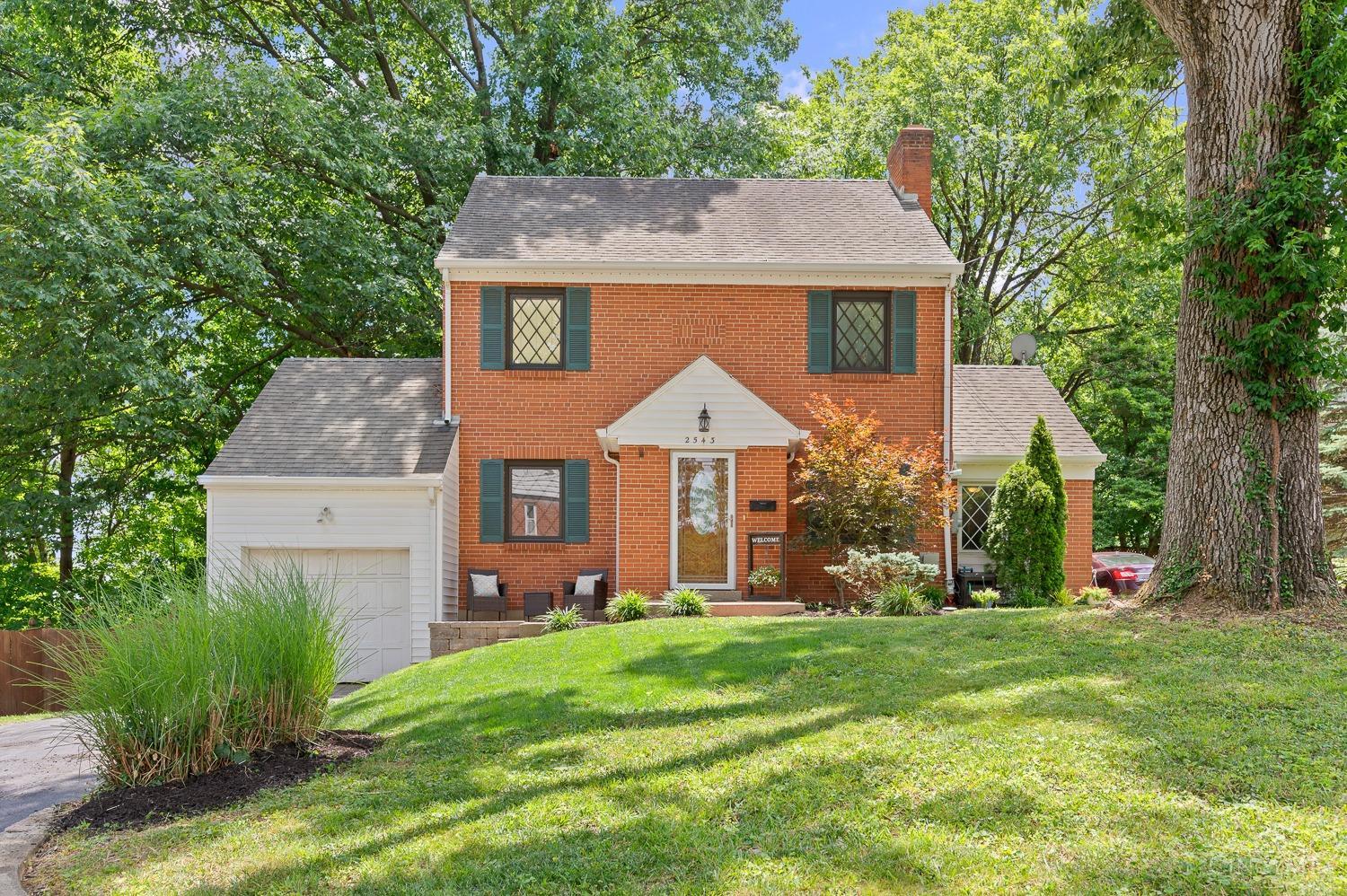 Moundview Dr, Cincinnati, OH 45212