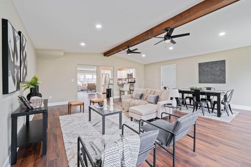 565 S Kellner Rd, Columbus, OH, 43209-2265 | Card Image