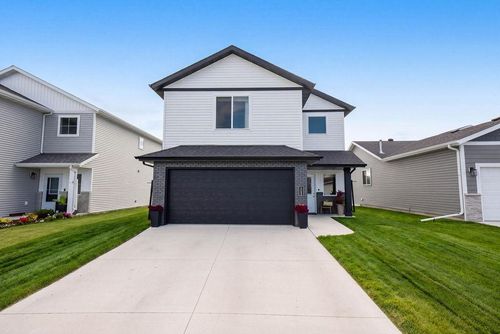 1235 Rachel Dr W, West Fargo, ND, 58078 | Card Image