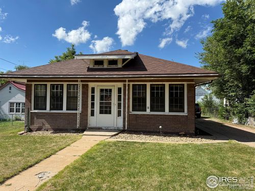 425 E 3rd St, Wray, CO, 80758-1110 | Card Image