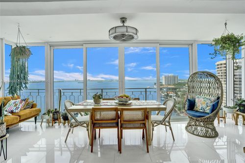 19g-11111 Biscayne Blvd, Miami, FL, 33181-3404 | Card Image