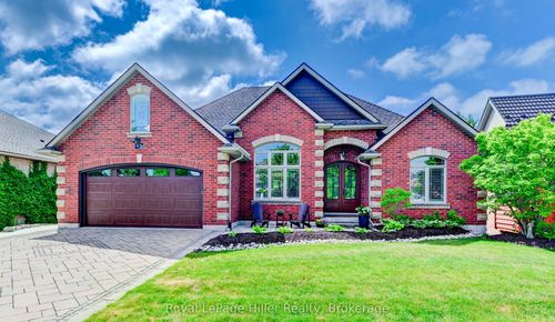 95 Sir Adam Beck Rd, Stratford, ON, N5A8B9 | Card Image