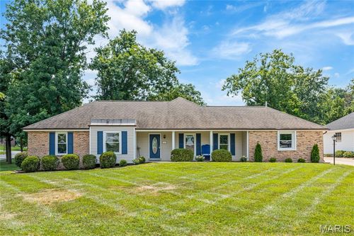 107 Denbigh Ter, Ballwin, MO, 63011-3309 | Card Image