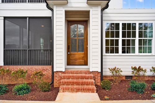 130 Silver Hill St, Spartanburg, SC, 29302-1177 | Card Image