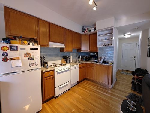 apt-2r-1054 Cambridge St, Cambridge, MA, 02139-1400 | Card Image