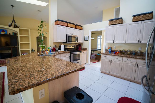 165 Cypress Trce, House other with 4 bedrooms, 3 bathrooms and null parking in Royal Palm Beach FL | Image 22