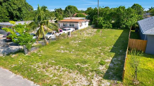 1141 Peak Road, Lake Worth, FL, 33462 | Card Image