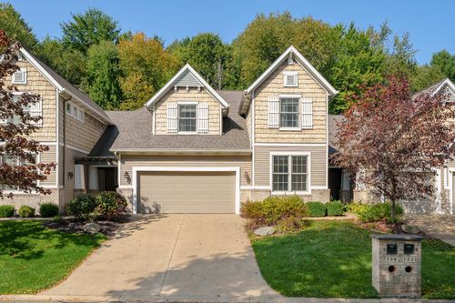 138 Blue Heron Ln, Battle Creek, MI, 49015-8711 | Card Image