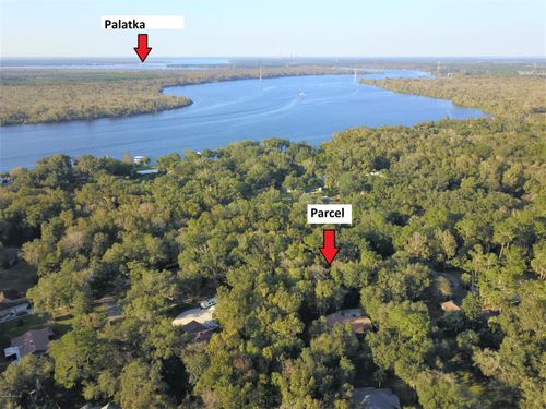 125 Spring Creek Dr, San Mateo, FL, 32187-2132 | Card Image