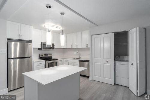 2br-8440 Limekiln Pike, WYNCOTE, PA, 19095-2800 | Card Image