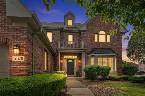 17320 Elk Dr, Orland Park, IL, 60467-7810 | Card Image