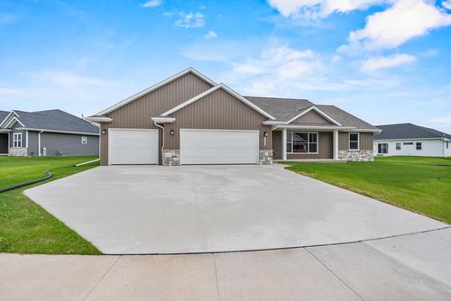 1400 Divinity Drive, HOBART, WI, 54115 | Card Image
