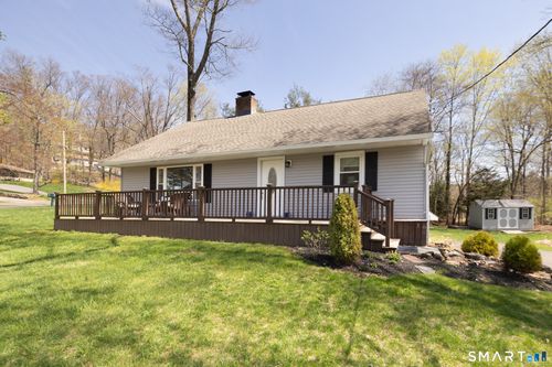 16 Lakeview Ave, Northford, CT, 06472-1211 | Card Image