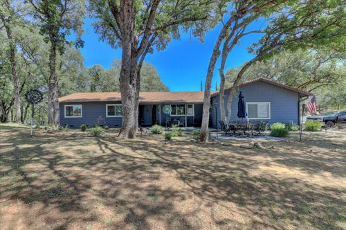 17730 Minnow Way, Penn Valley, CA, 95946 | Card Image