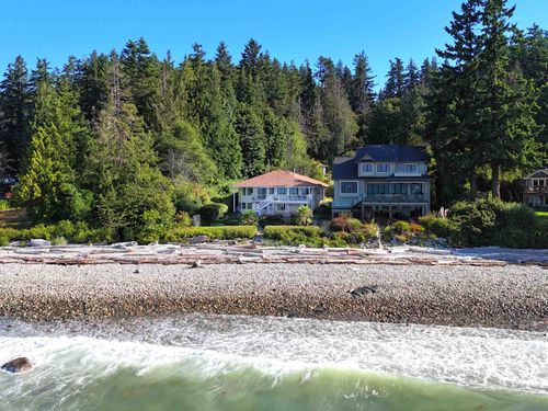 2757 Lower Rd, Roberts Creek, BC, V0N2W4 | Card Image