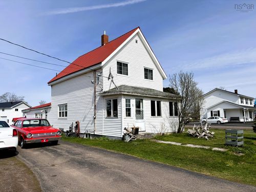 1 Beaver Dam Rd, Parrsboro, NS, B0M1S0 | Card Image