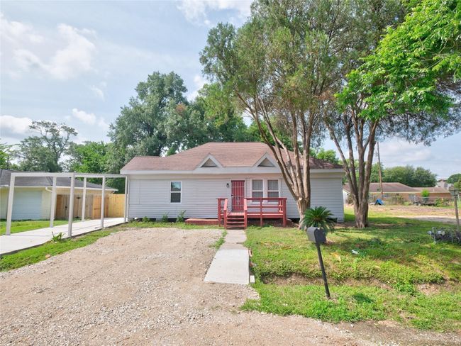 2703 Areba St, House other with 3 bedrooms, 2 bathrooms and 1 parking in Houston TX | Image 28