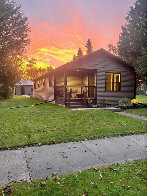 212 Washington Avenue, Medford, WI, 54451 | Card Image