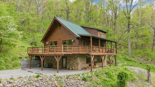 13357 Callaway Rd, Callaway, VA, 24067-3813 | Card Image