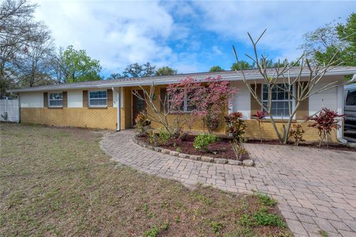 9618 N 55th St, TEMPLE TERRACE, FL, 33617-4700 | Card Image