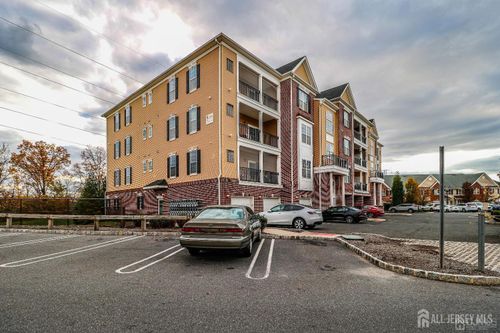 524 Doral Ct, Piscataway, NJ, 08854-6704 | Card Image