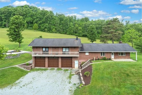 4948 Ashbaugh Rd, Murrysville, PA, 15668-9307 | Card Image