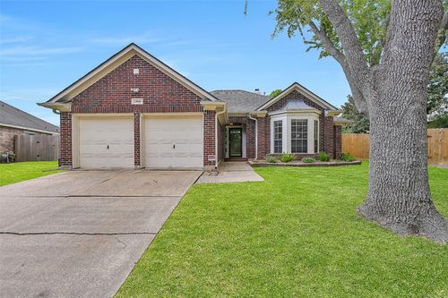 13906 Aspen Knoll Ct, Houston, TX, 77059-3402 | Card Image