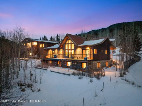 735 Upper Redmond Rd, Jackson, WY, 83001-8328 | Card Image