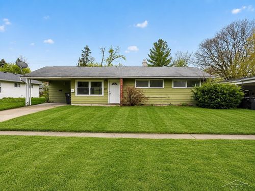 1813 Bayberry Ln, Flint, MI, 48507-1429 | Card Image