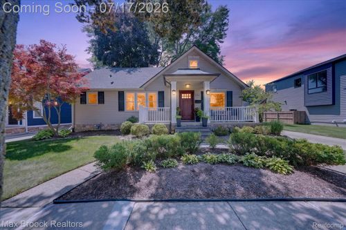 1320 Cole St, Birmingham, MI, 48009-7033 | Card Image