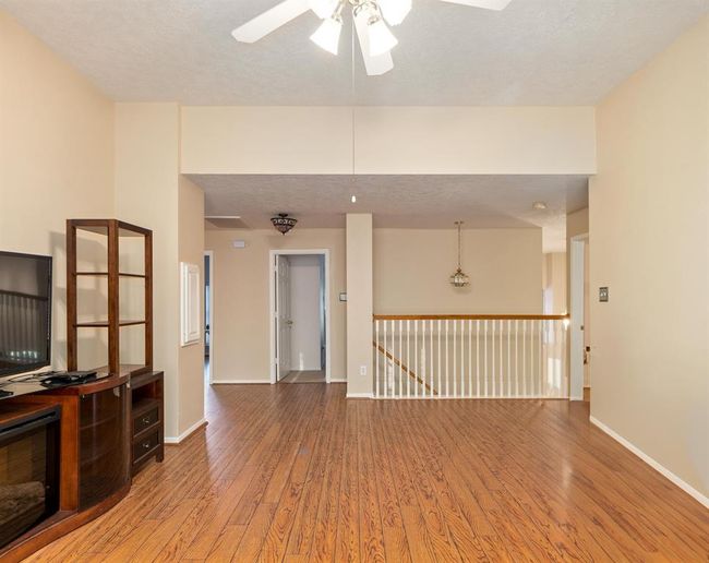 Upstairs Game room | Image 20