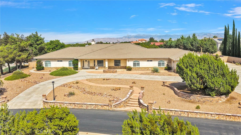 Residential in Oak Hills 4