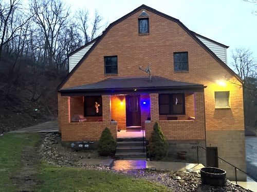 2-4465 Mount Troy Road Ext, Pittsburgh, PA, 15214-1431 | Card Image