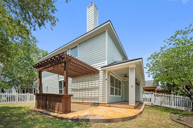 206 Skinner, House other with 3 bedrooms, 3 bathrooms and 4 parking in Kyle TX | Image 35