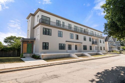 104-50 Jackson St, Newton, MA, 02459-2512 | Card Image