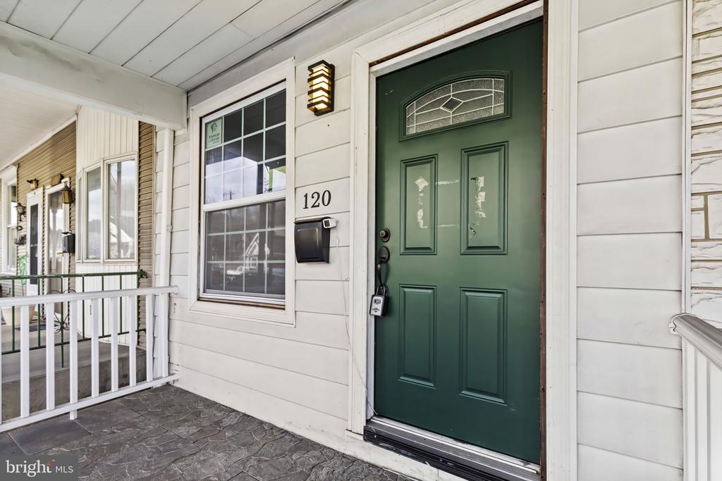Residential in ASHLAND 5