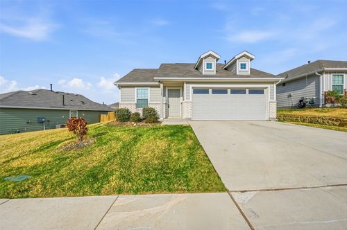 9729 Motley Dr, Fort Worth, TX, 76179-1692 | Card Image